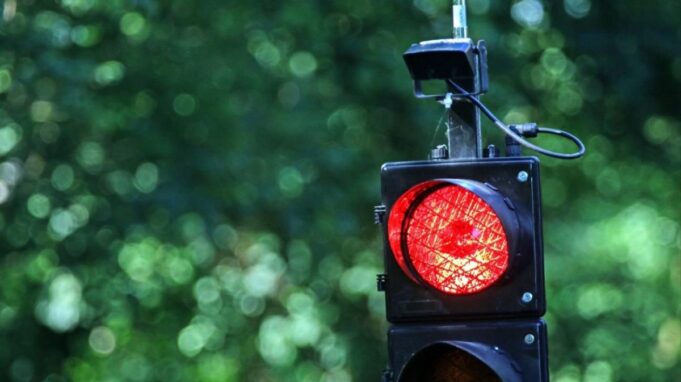 Budowa pasa rowerowego na B75 prowadzi na plac budowy

