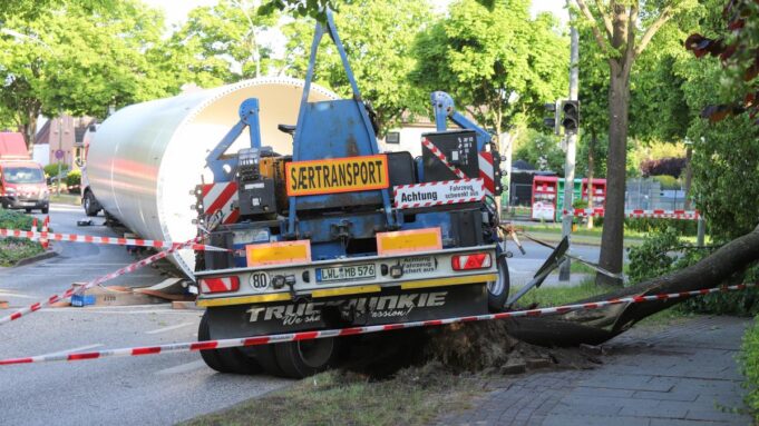 Ciężki transport utracony ładunki energii wiatrowej

