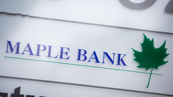Frankfurt Banker oskarżony o cum-ex Aktitingas | Hessenschau.de


