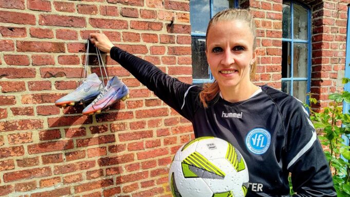 Mona Schwarzkopf kończy się bramkarzem Vfl Kellinghusen

