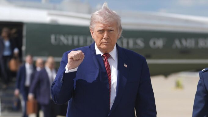 Trump ma nadzieję rozszerzyć energię jądrową w Stanach Zjednoczonych na dużą skalę

