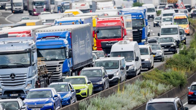 Hessen Wakacje rozpoczynają się: Zaboby ruchu drogowego, place budowy autostrady i porady dotyczące podróży | Hessenschau.de

