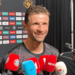 Pomimo bankructwa żart Muellera: „A może teraz w Dortmund?” |. Wygraj po zabawnej grupie | Wideo