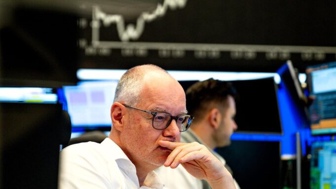 Raport rynkowy: Dax kontynuuje marzec | tagesschau.de

