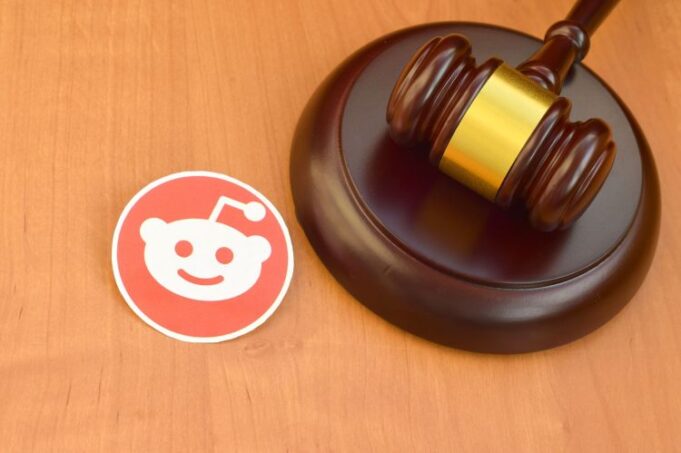 Reddit pozwał personifikację dla strony Użyj sztucznej inteligencji

