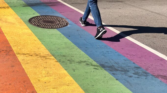 Safehouse we Frankfurcie: chroniony zamek uchodźców queer | Hessenschau.de

