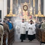 Wiadomości o Pięciokątnym: Kościół wzywa do komunikacji i słuchania | Hessenschau.de