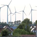 Minimalna odległość dla federalnie przechylonych turbin wiatrowych - ryzyko dzikiego wzrostu w SH
