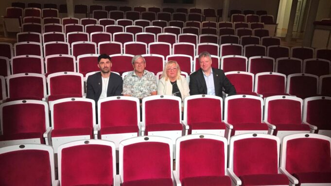 Uruchom ponownie w Arnstadt Theatre z 60 pokazami i tysiącami odwiedzających

