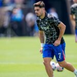 „On jest bardzo smutny”: Maresca wypuszcza najlepszego strzelca Pedro Neto.